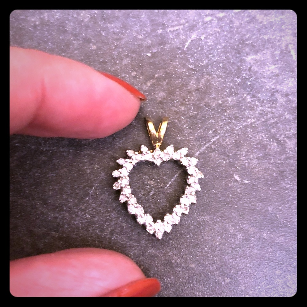 Diamond heart pendant